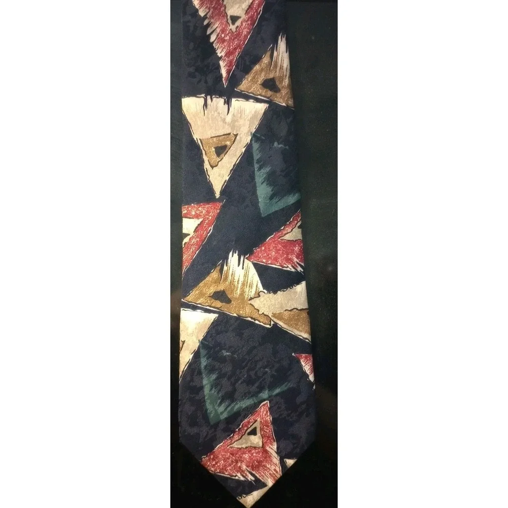 Vintage Courrèges Homme Italian Silk Necktie – Abstract Geometric Triangle Print